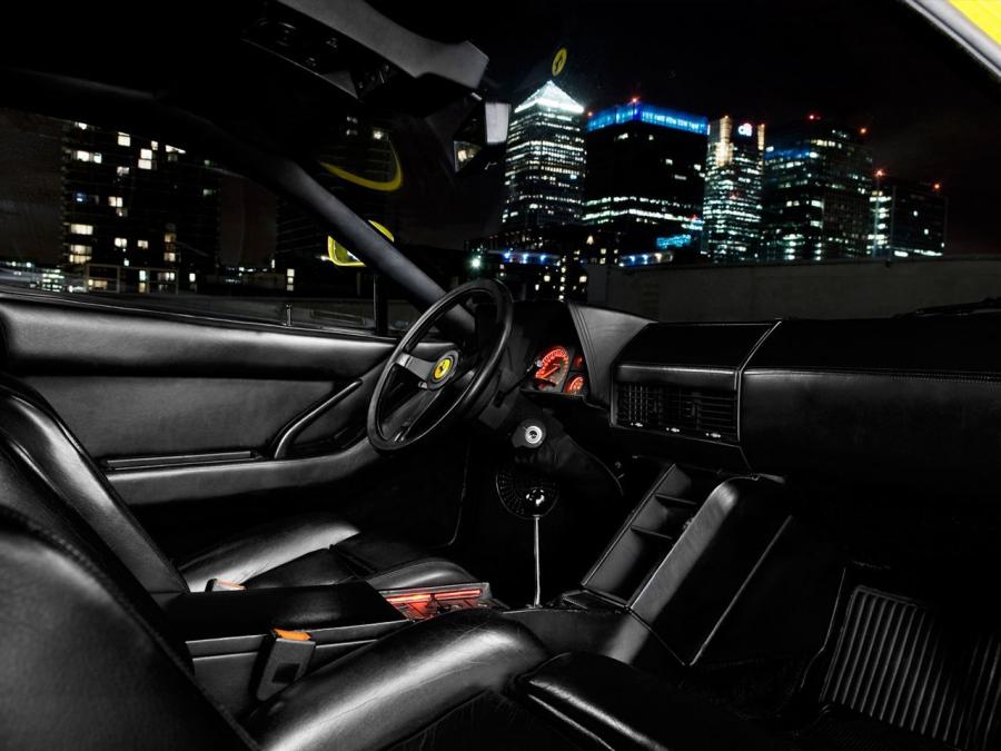  Ferrari Testarossa 1984 года  (фото 17 из 24)